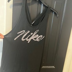 Womens Nike dry fit tank top